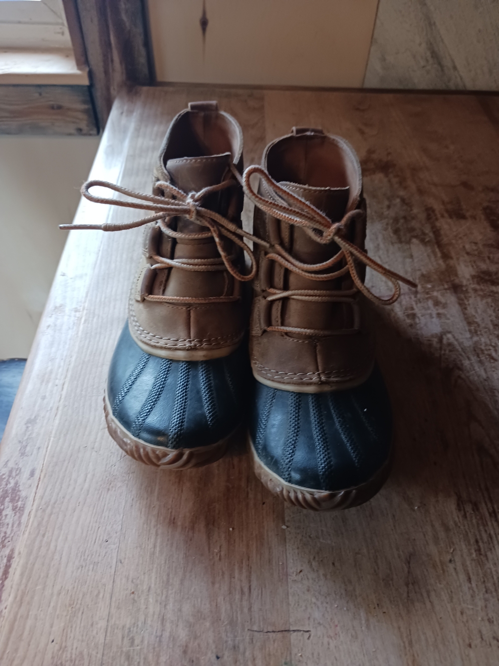 Sorel Brown and Black Duck Boots - Classic Waterproof Style